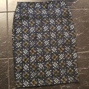 M Lularoe Cassie Skirt